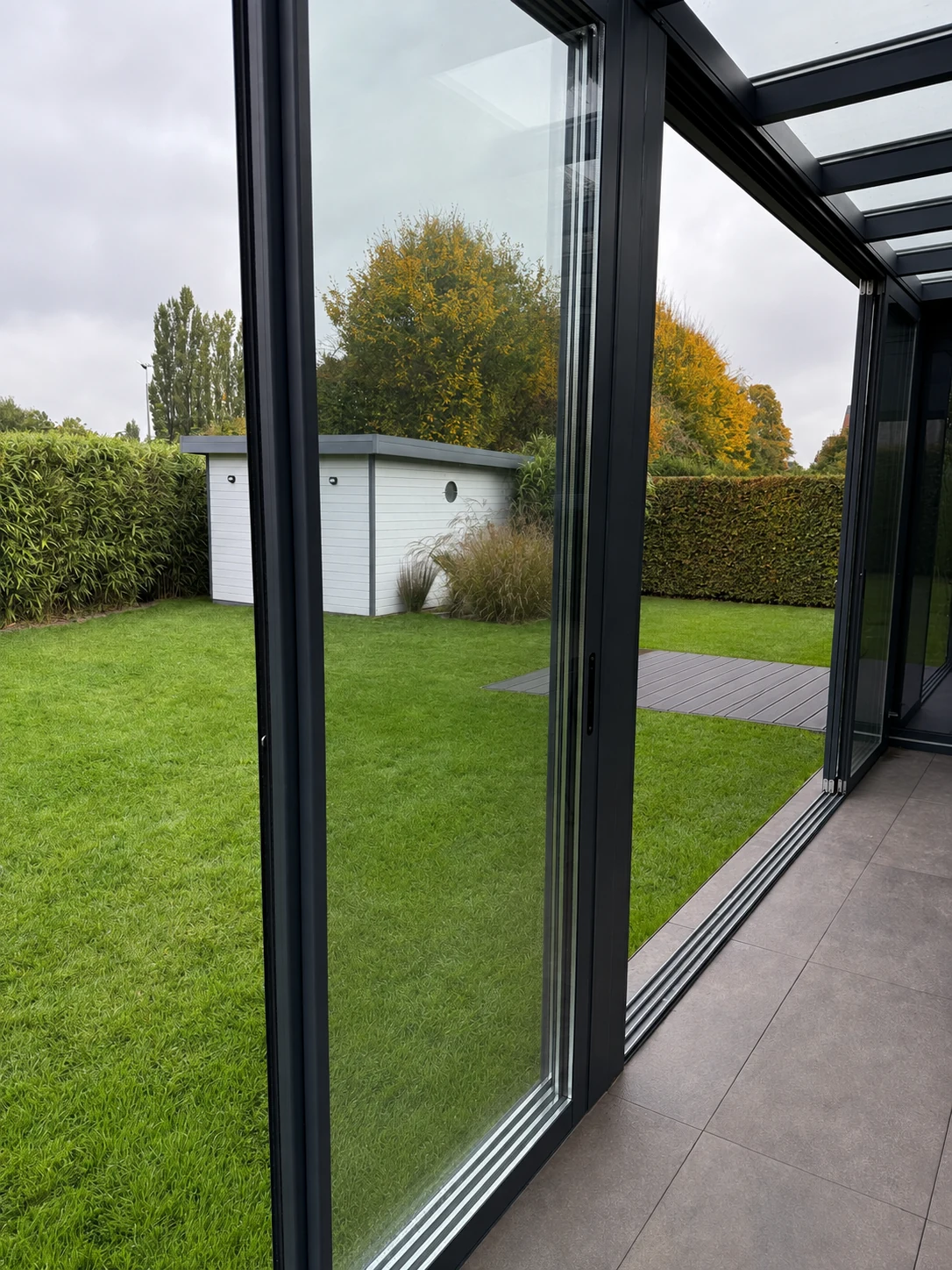 Impressie: Sirius schuifwand rond de hoek van een veranda