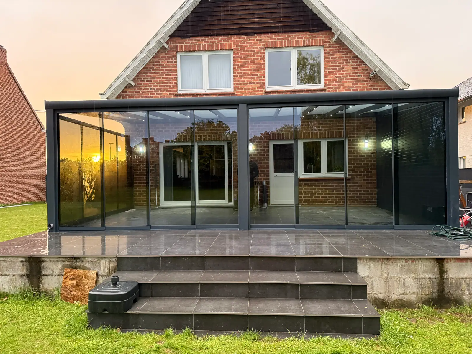 Veranda op een verhoogd terras, foto 1